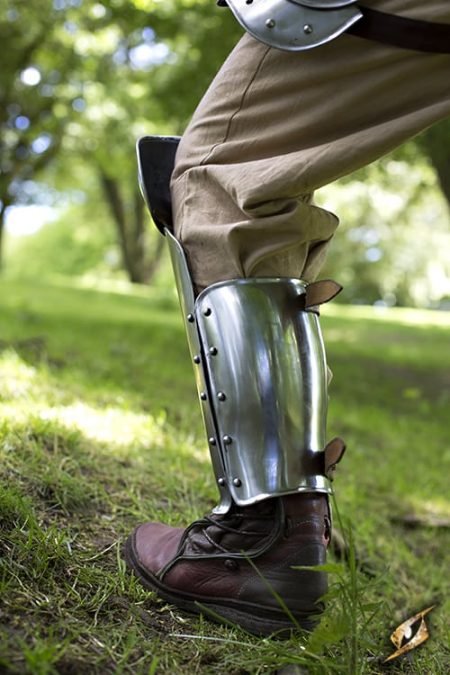Enclosed Legprotection - immagine 2