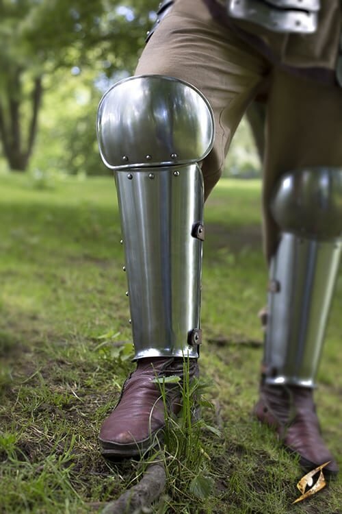 Enclosed Legprotection