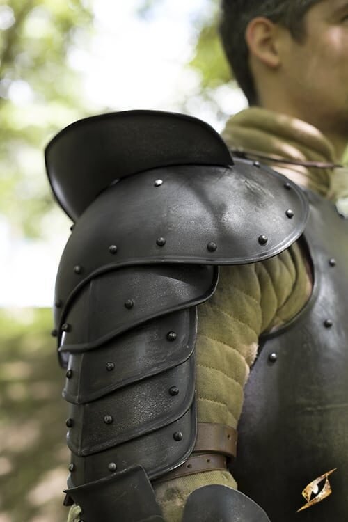 Shoulder Plates Giant Dark Warrior