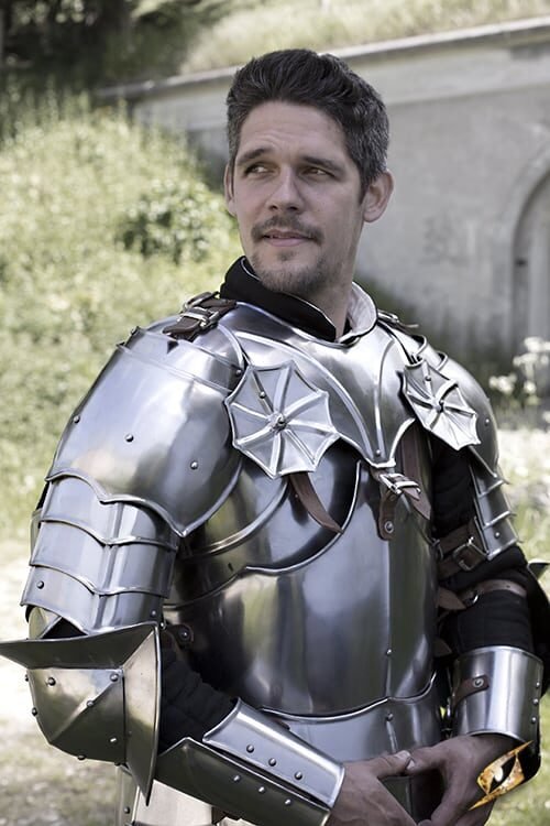 Gothic Gorget & Shoulders - M/L