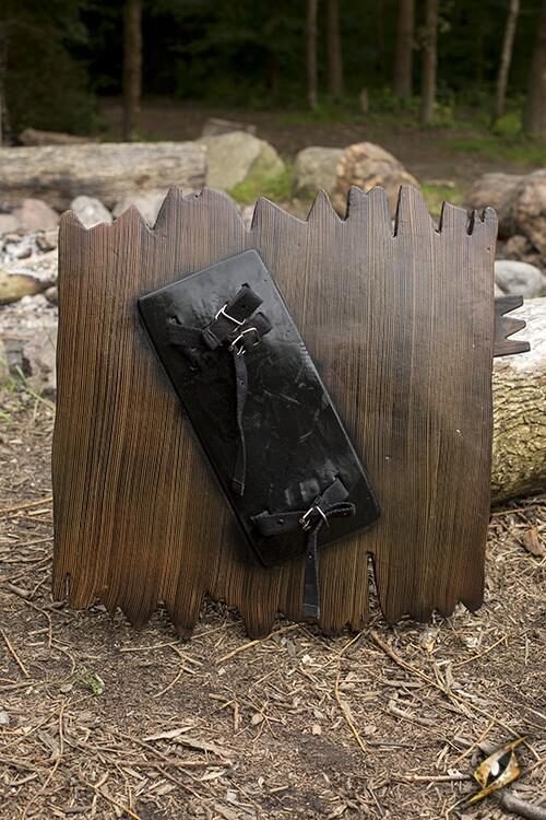 Orc Waanaz Shield - Wood - 60x66 cm