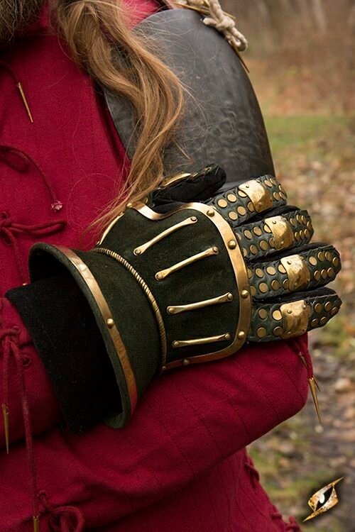 Hourglass Gauntlets - Green