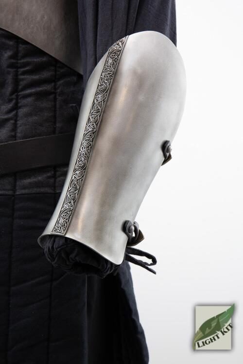 Nordic bracers