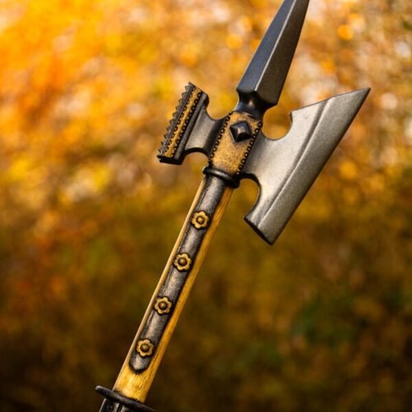 Battle Standard - Halberd Top
