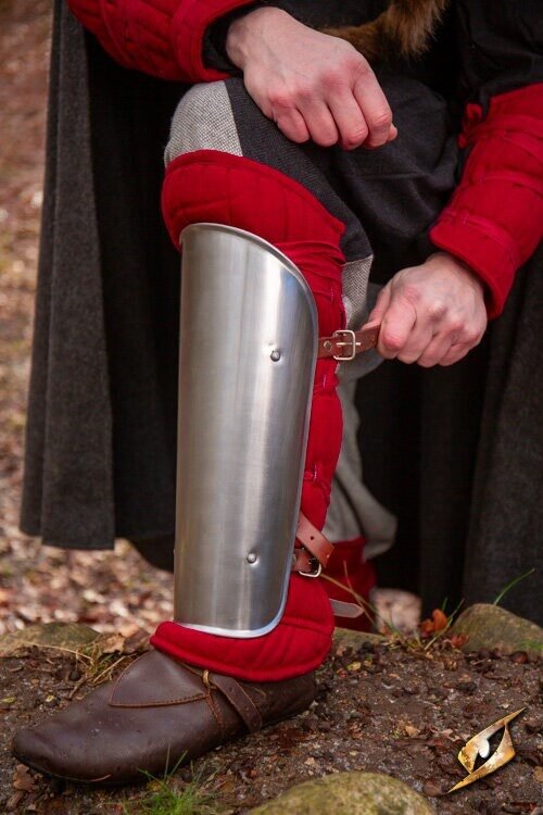 Padded Greaves