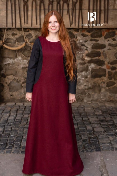 Wool Surcot Albrun