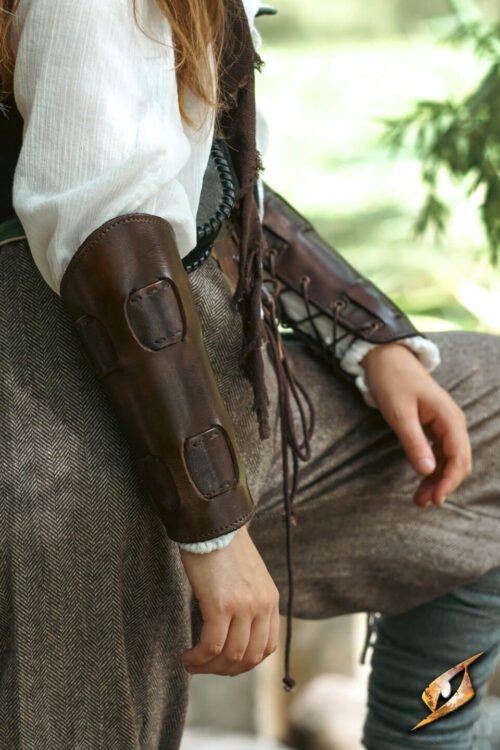 Pathfinder Leather Bracers
