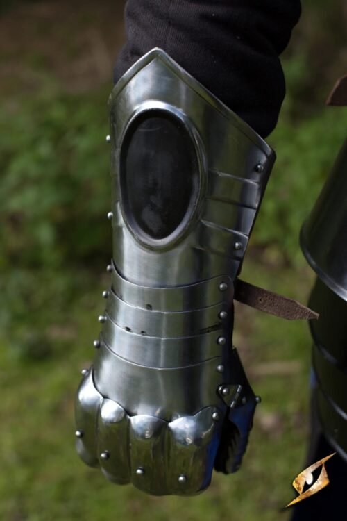 CQ Black Ice Gauntlets