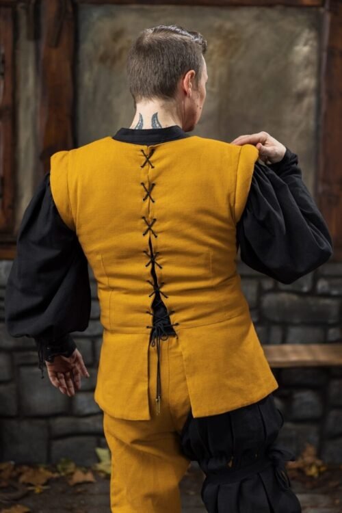 Warhammer Armoury Imperial Doublet Type B Yellow