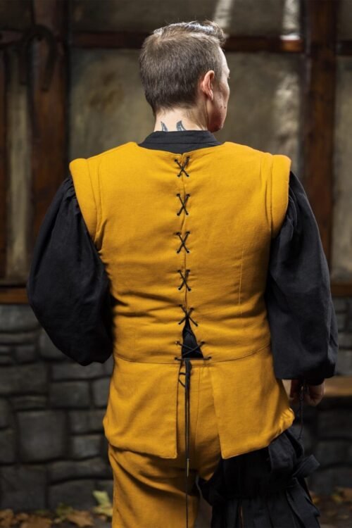 Warhammer Armoury Imperial Doublet Type C Yellow