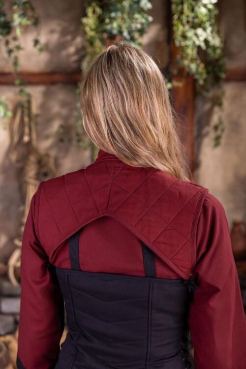 Dungeons & Dragons Female Fighter Gorget Bordeaux