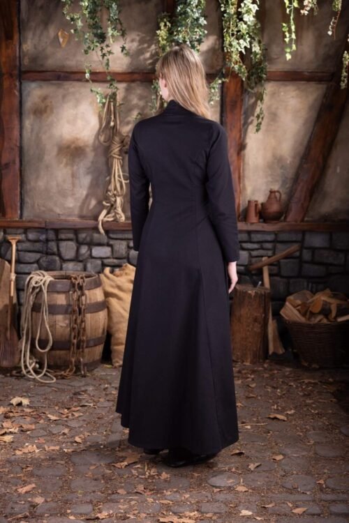 Dungeons & Dragons Female Wizard Under Dress Black