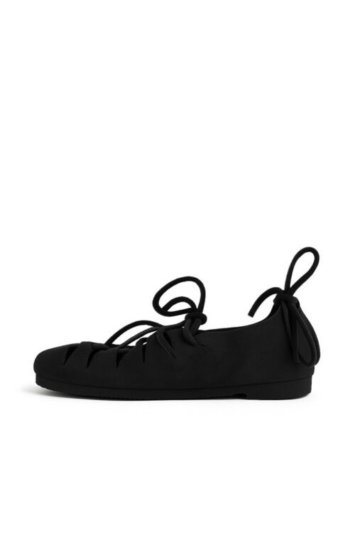 Scarpe medievali in camoscio