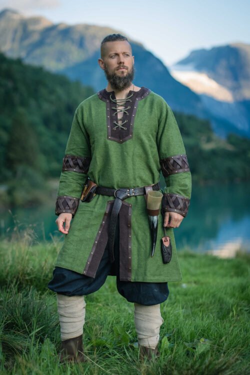 Tunica vichinga da uomo "Leif" con applicazioni in pelle