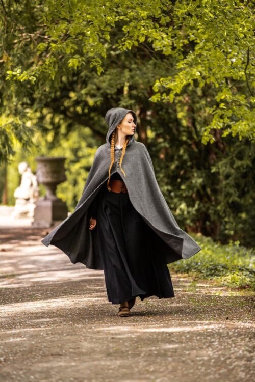 Mantello medievale da donna "Heidi"
