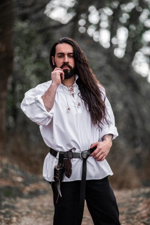 Camicia medievale tipica con collo alla coreana e allacciatura "Friedrich"