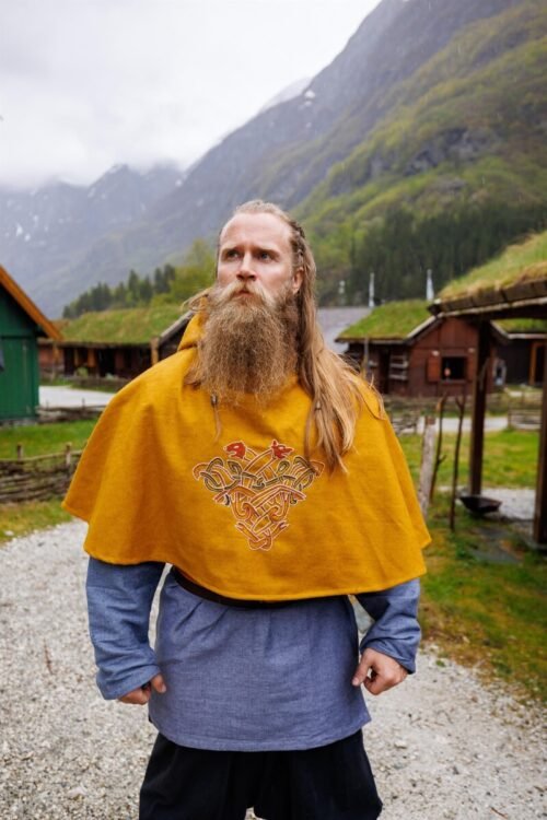 Cappuccio vichingo in lana 'Bjomolf' — senape